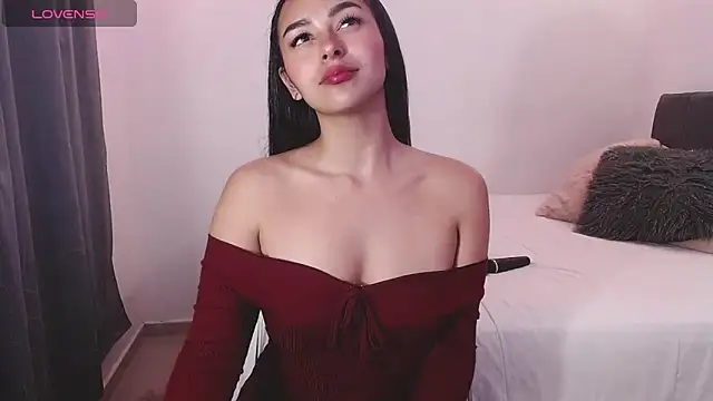 Melaniie01 online show from April 10, 2026, 11:20 pm