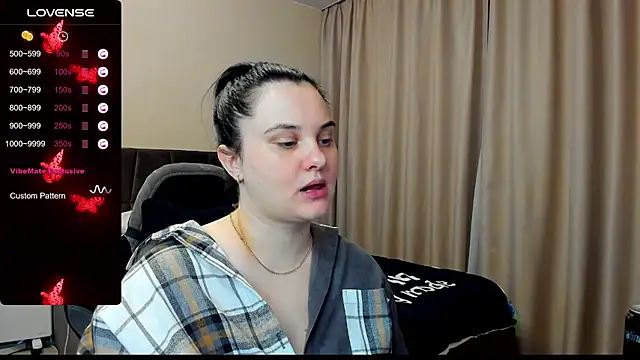 AlanaBrox online show from October 2, 2025, 9:22 pm