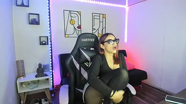 Snapshot of kay_marie chatting on January 29, 2025, 3:22 am kay marie online show from January 29, 2025, 3:22 am