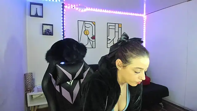 Snapshot of kay_marie chatting on February 25, 2025, 11:11 pm kay marie online show from February 25, 2025, 11:11 pm