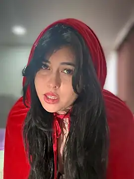 Snapshot of Alyaa_s chatting on October 31, 2025, 6:20 pm Alyaa s online show from October 31, 2025, 6:20 pm