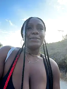 TilaTotti online show from October 21, 2025, 11:38 pm