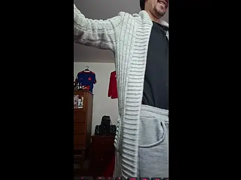 ALBEIROFOOTBALL1992 online show from April 19, 2026, 5:07 am