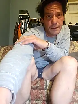 Snapshot of chosen923 chatting on February 8, 2025, 11:24 pm chosen923 online show from February 8, 2025, 11:24 pm