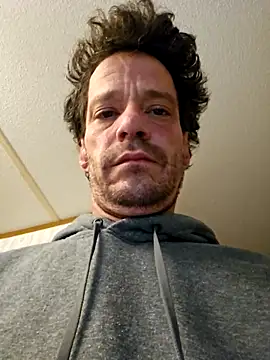 Snapshot of chosen923 chatting on October 10, 2025, 7:35 pm chosen923 online show from October 10, 2025, 7:35 pm