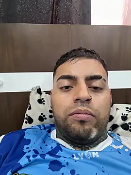 Snapshot of alejo10y7 chatting on April 6, 2026, 12:50 pm alejo10y7 online show from April 6, 2026, 12:50 pm