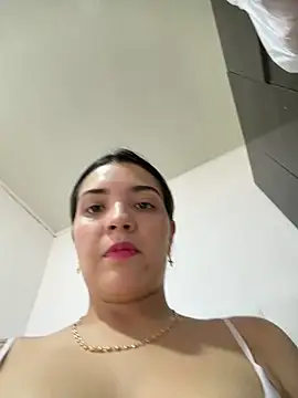 Snapshot of Sarita-candy chatting on June 6, 2026, 5:50 pm Sarita-candy online show from June 6, 2026, 5:50 pm