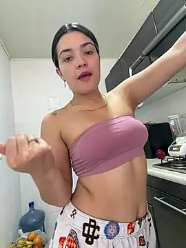 Snapshot of Sarita-candy chatting on August 2, 2026, 2:15 pm Sarita-candy online show from August 2, 2026, 2:15 pm