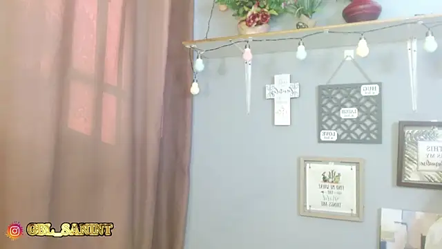 gaby sant online show from December 8, 2024, 8:04 pm