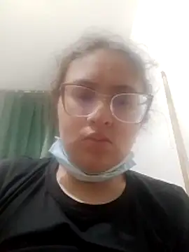 Snapshot of johannasexy97 chatting on February 9, 2026, 7:45 am johannasexy97 online show from February 9, 2026, 7:45 am