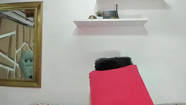 naia blessed online show from January 29, 2025, 7:22 pm