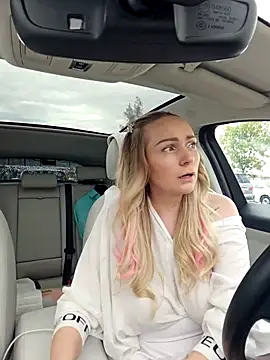 Bondgirl 013 online show from October 5, 2025, 12:03 pm