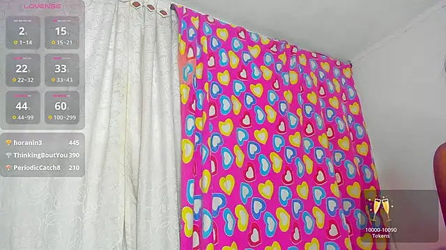 Snapshot of caroline_tovar chatting on February 15, 2025, 9:59 pm caroline tovar online show from February 15, 2025, 9:59 pm