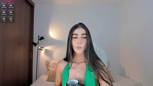 Snapshot of RebeccaBaxter chatting on June 28, 2026, 11:00 pm RebeccaBaxter online show from June 28, 2026, 11:00 pm