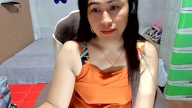 Snapshot of M_e_c_e_l chatting on May 22, 2026, 4:52 am M e c e l online show from May 22, 2026, 4:52 am