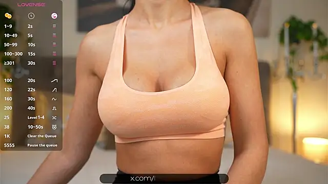 Snapshot of Lorettelorena chatting on December 27, 2024, 8:07 pm Lorettelorena online show from December 27, 2024, 8:07 pm