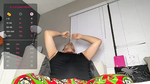 Snapshot of lucasgalacticman chatting on October 9, 2025, 6:11 am lucasgalacticman online show from October 9, 2025, 6:11 am