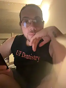 Snapshot of lucasgalacticman chatting on October 13, 2025, 3:28 am lucasgalacticman online show from October 13, 2025, 3:28 am