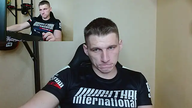 PoliglotJoe online show from December 3, 2024, 3:20 am