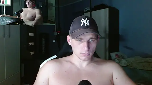 PoliglotJoe online show from October 13, 2025, 9:59 pm