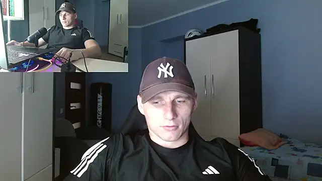 PoliglotJoe online show from October 17, 2025, 8:44 pm