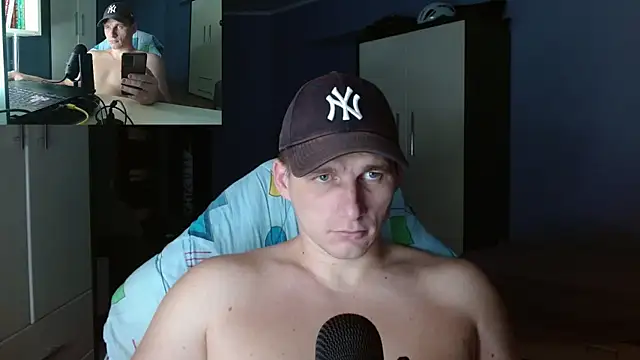 PoliglotJoe online show from October 26, 2025, 10:47 pm