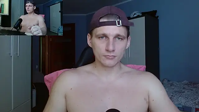 PoliglotJoe online show from October 31, 2025, 7:53 am