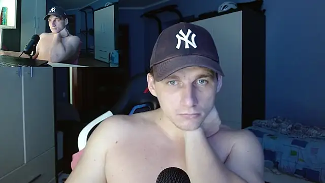 PoliglotJoe online show from November 1, 2025, 12:40 pm