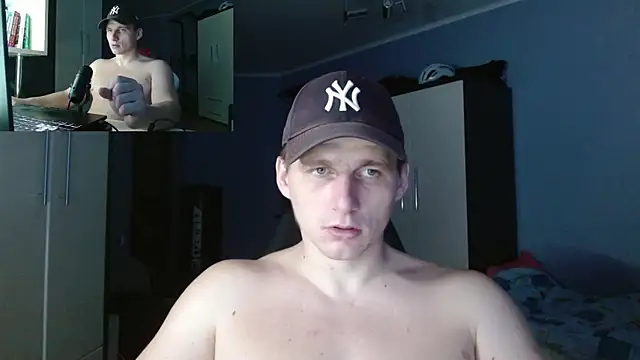 PoliglotJoe online show from November 8, 2025, 1:33 pm