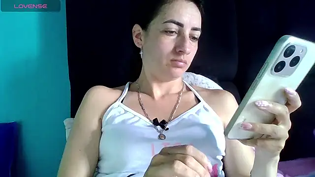 Salo Heaven online show from April 4, 2026, 8:17 pm