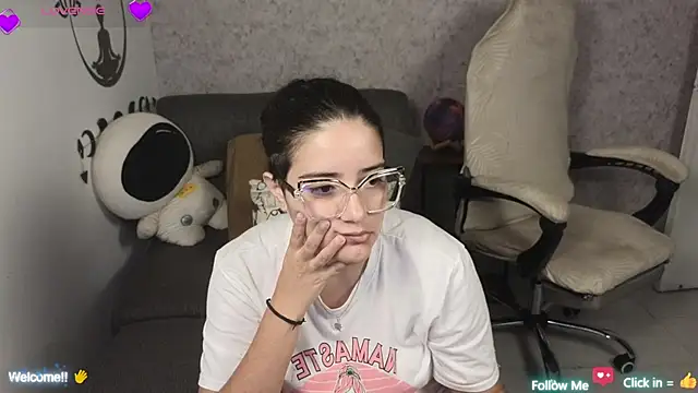 blue  moon  online show from March 19, 2025, 5:08 am