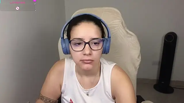 blue  moon  online show from November 17, 2025, 3:12 am