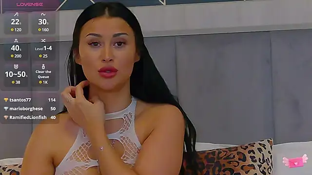 EmyLaveau online show from March 11, 2025, 6:00 am