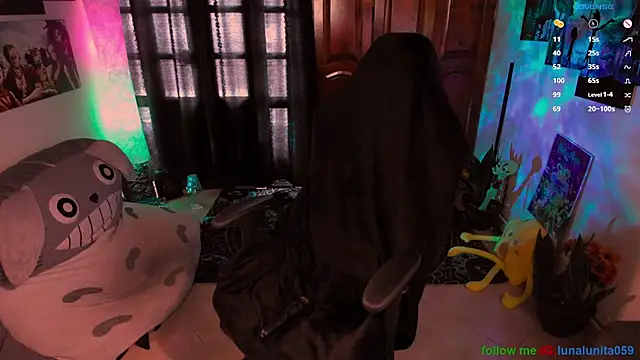 emma luna59 online show from December 17, 2024, 9:16 pm