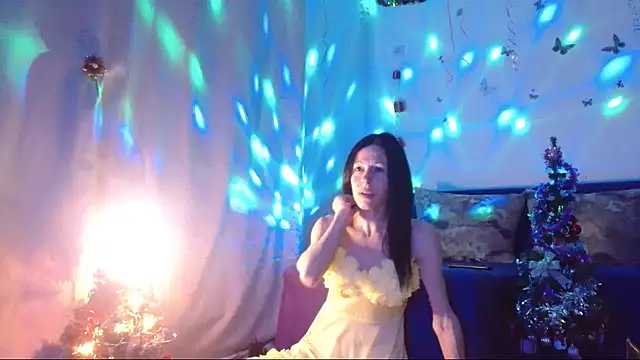 ElysaSun online show from December 20, 2025, 6:15 pm