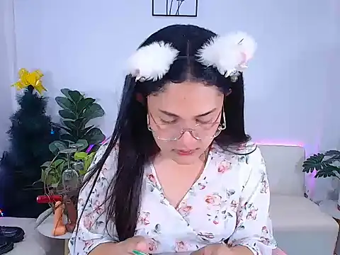 Snapshot of plysaithailand chatting on June 9, 2026, 1:23 pm plysaithailand online show from June 9, 2026, 1:23 pm