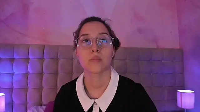 Abby Sweet1  online show from October 4, 2025, 7:34 pm