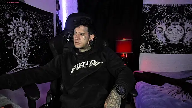 Snapshot of josh__ackerman chatting on March 16, 2025, 4:41 am josh ackerman online show from March 16, 2025, 4:41 am