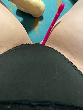 katcclovea online show from March 21, 2025, 4:40 pm