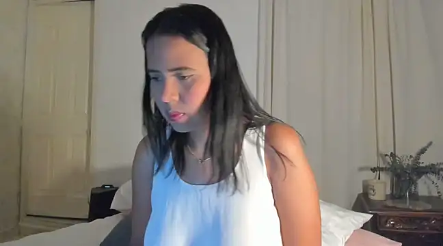 rosaaliiaa1 online show from March 20, 2025, 1:15 pm