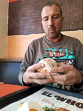 Snapshot of juandi21cm chatting on February 5, 2025, 1:11 pm juandi21cm online show from February 5, 2025, 1:11 pm