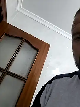 Snapshot of juandi21cm chatting on February 28, 2025, 12:32 am juandi21cm online show from February 28, 2025, 12:32 am