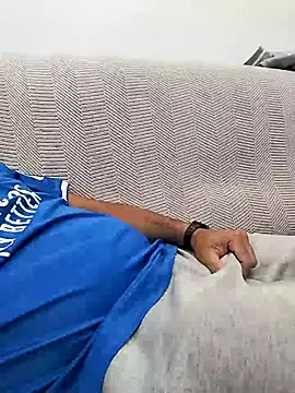 juandi21cm online show from February 26, 2026, 6:29 pm