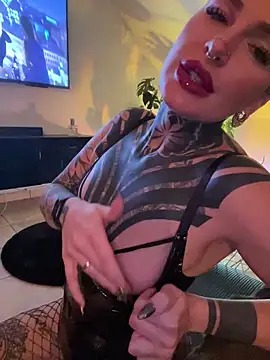 InkedBiitch online show from March 7, 2025, 8:11 pm
