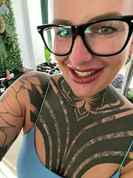 InkedBiitch online show from July 15, 2026, 5:34 am