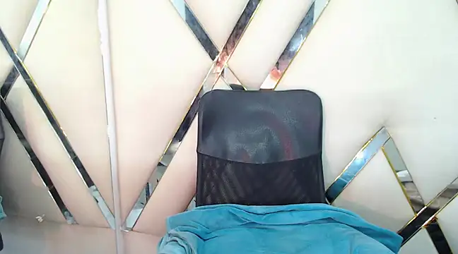 Snapshot of StefyFerrer chatting on March 22, 2025, 1:19 pm StefyFerrer online show from March 22, 2025, 1:19 pm