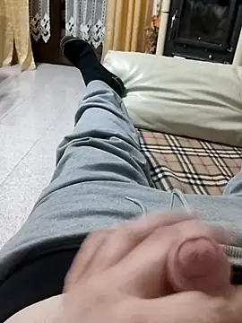 manuel9428 online show from March 17, 2025, 9:55 pm