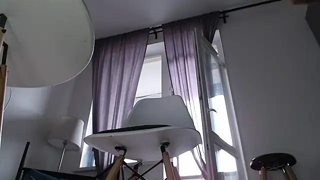 MadameKatrina online show from September 22, 2025, 11:01 am