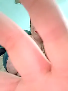 Emma96 hot online show from October 19, 2025, 5:52 am