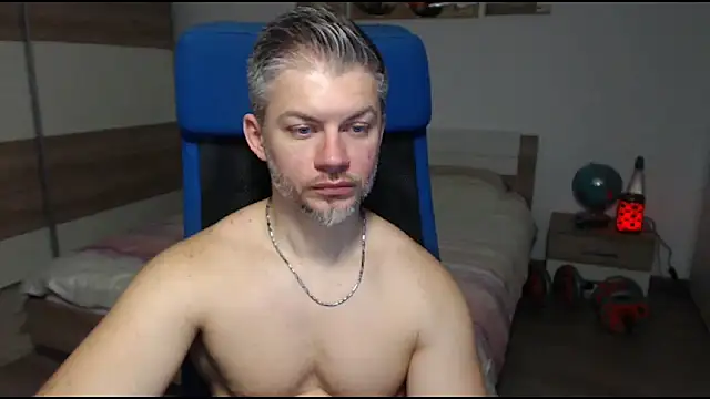 RobbyShawz online show from February 25, 2025, 10:37 am